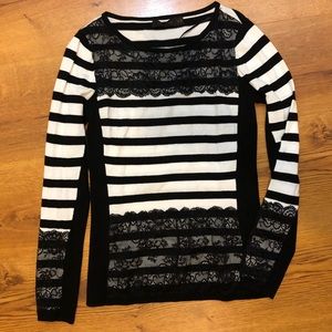 Stripe top with lace